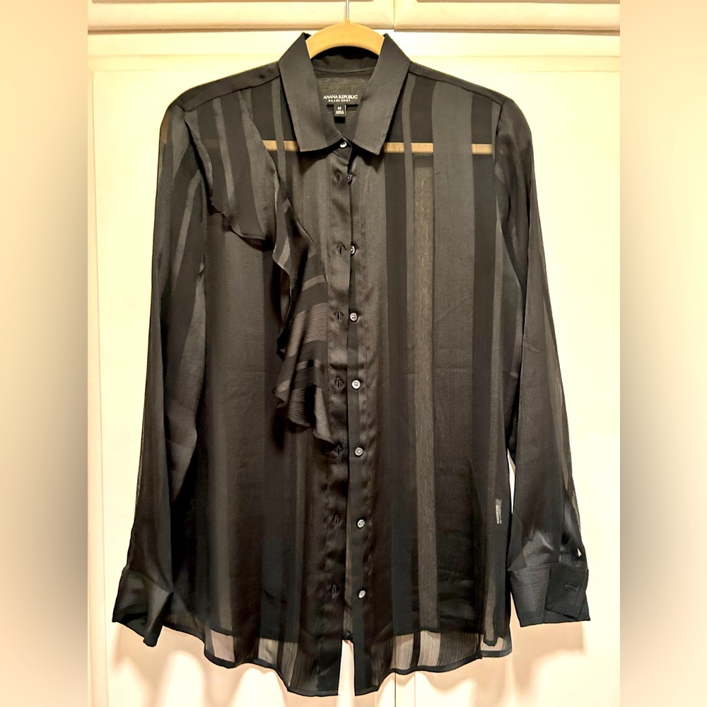 Banana Republic stripes button down shirt